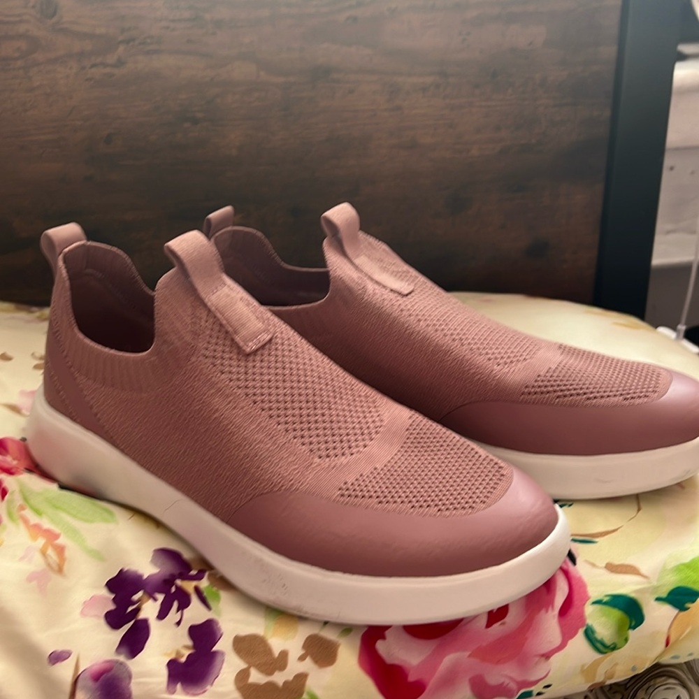 Slip on sneakers